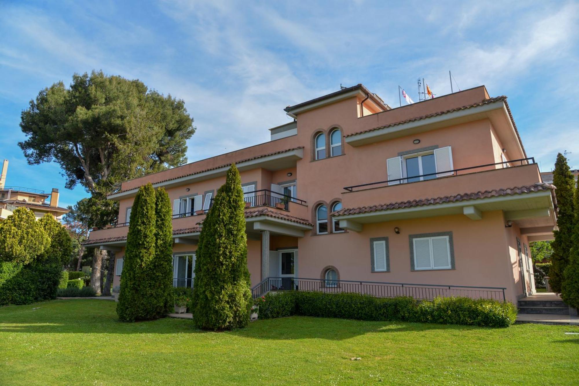 Il Romitello Hotell Exteriör bild